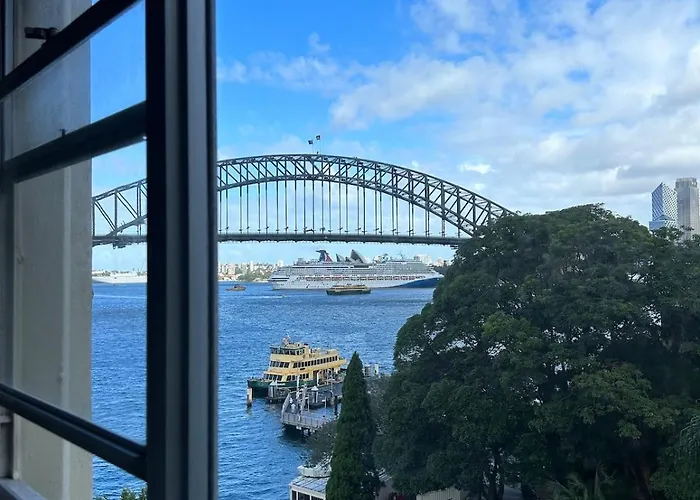 The Landmark Waterfront Paradise